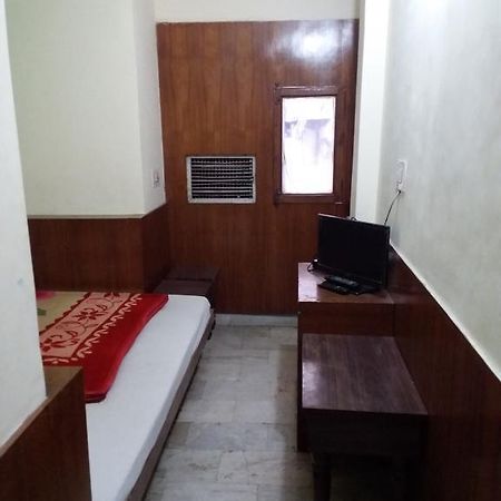 ניו דלהי Mahesh Guest House מראה חיצוני תמונה